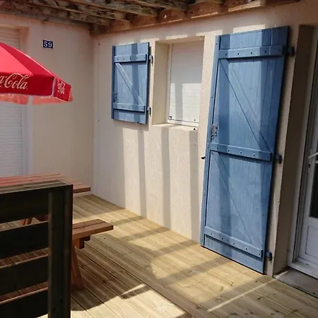 Maison 2 Parking Linge De Lit Fourni 度假居 莱萨布勒-多洛讷